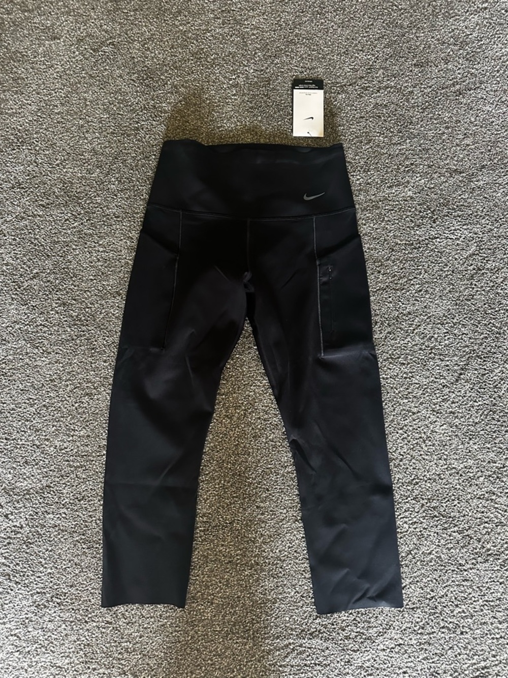 Nike Dri-FIT Go Firm-Support High-Waisted Cropped Tighs - with Side Pocket - Picture 10 of 12